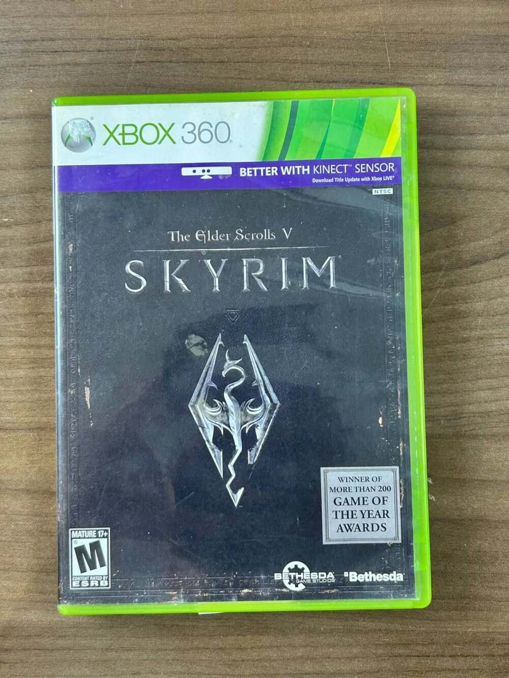 The Elder Scrolls V Skyrim Xbox 360 2011 Bethesda Game Disc & Case NTSC